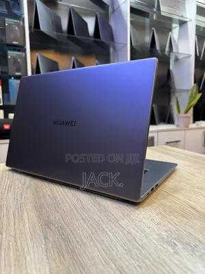 Laptop Huawei Matebook D 15 16GB Intel Core i5 SSD 512GB