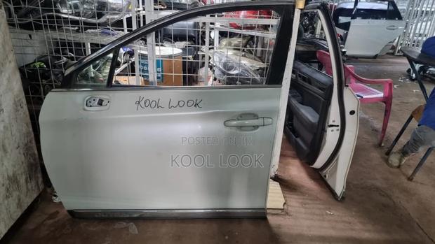 Subaru Outback Bs9 Front Door Complete