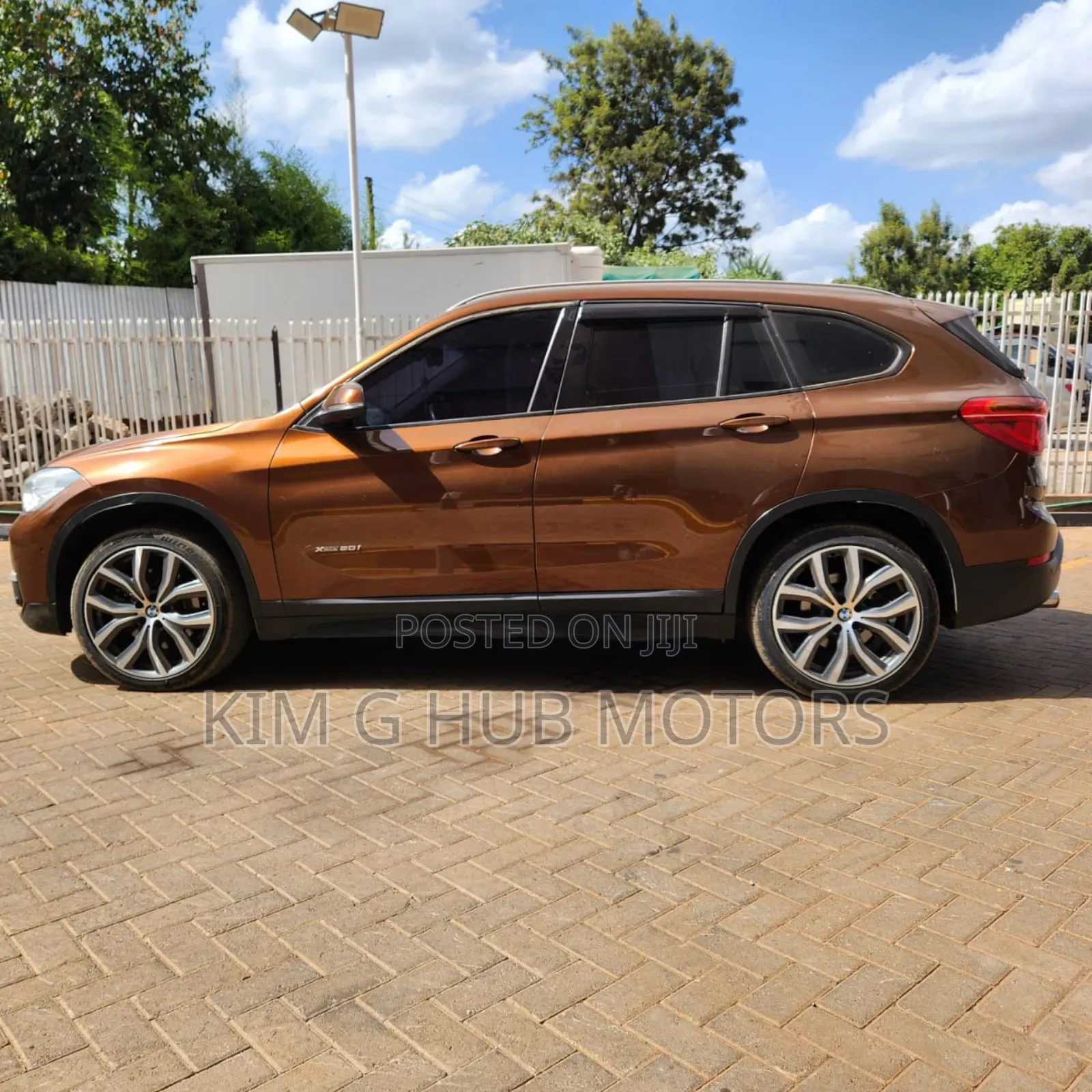 BMW X1 xDrive28i AWD 2016 Orange