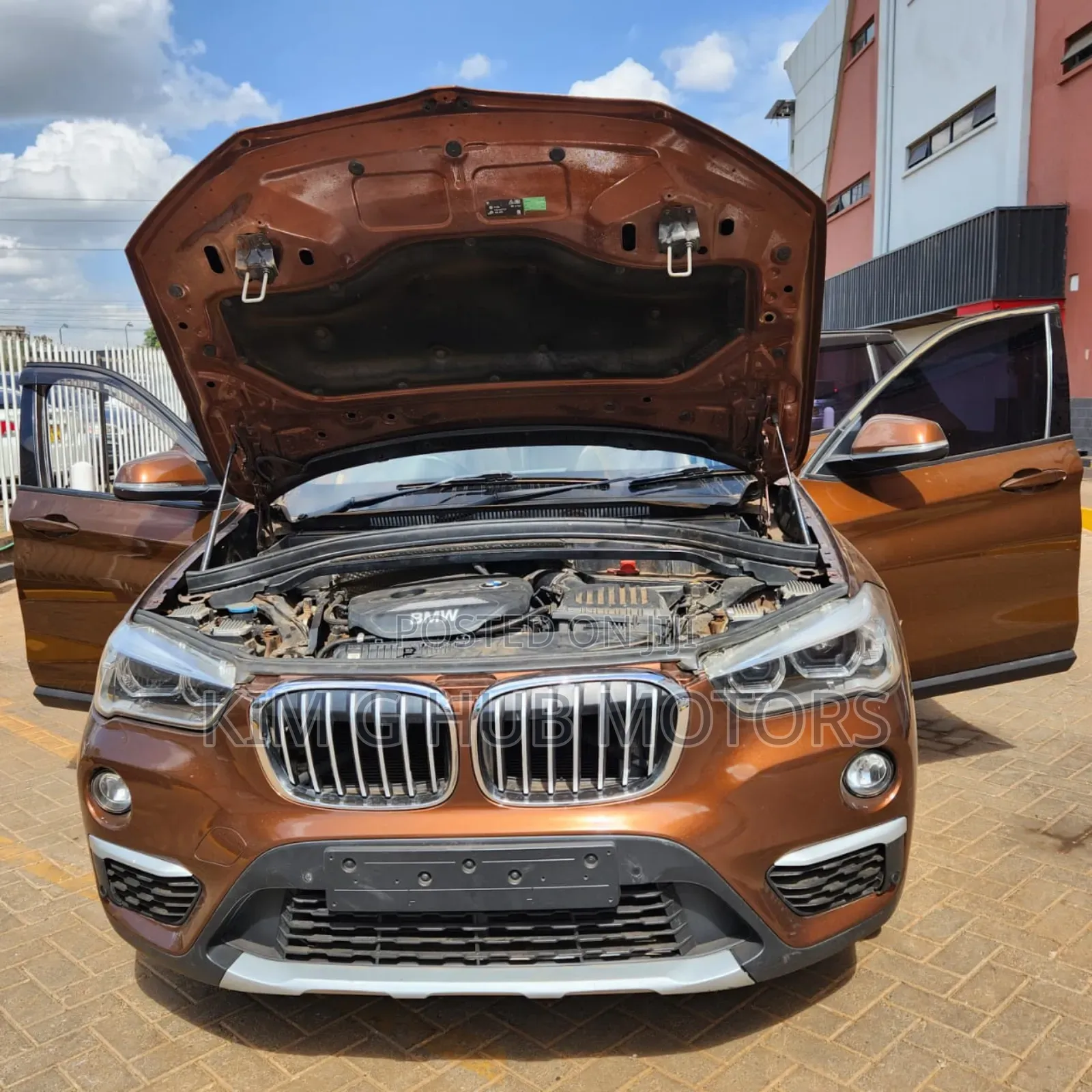 BMW X1 xDrive28i AWD 2016 Orange