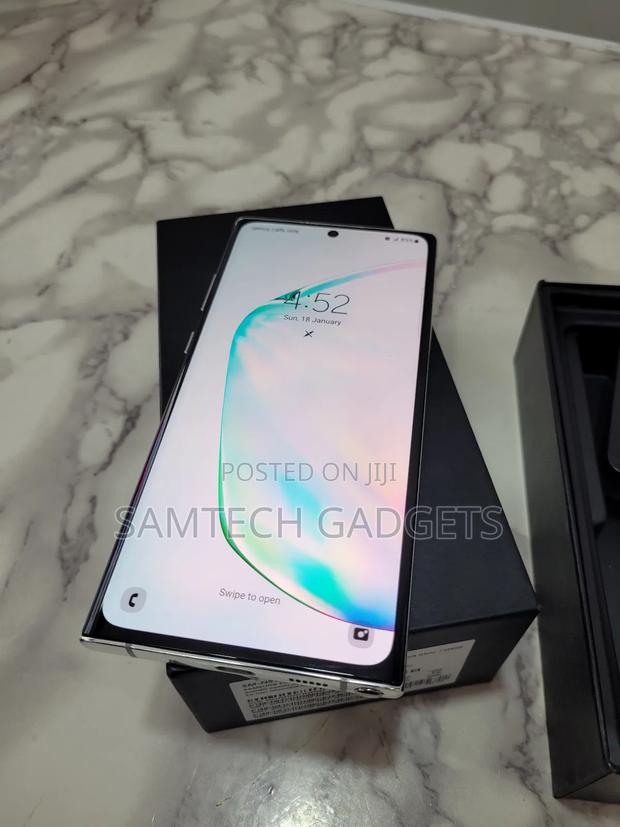Samsung Galaxy Note 10 Plus 256 GB Silver - main view