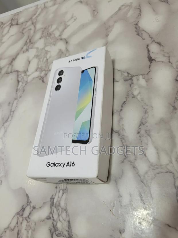 New Samsung Galaxy A16 5G 128 GB Silver - thumbnail 3