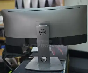 Dell U3417w
34 Inch Curved Monitor 
3440x1440 QHD