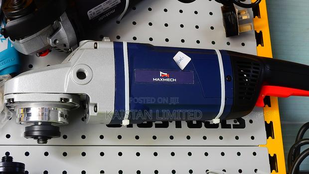 950w Compact Maxmech Angle Grinder
