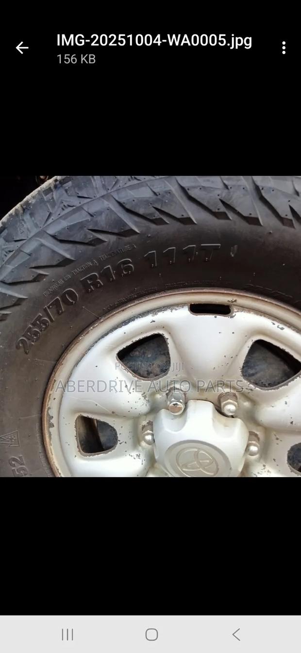 Rim Assembly Toyota Hilux 16 Inches - main view