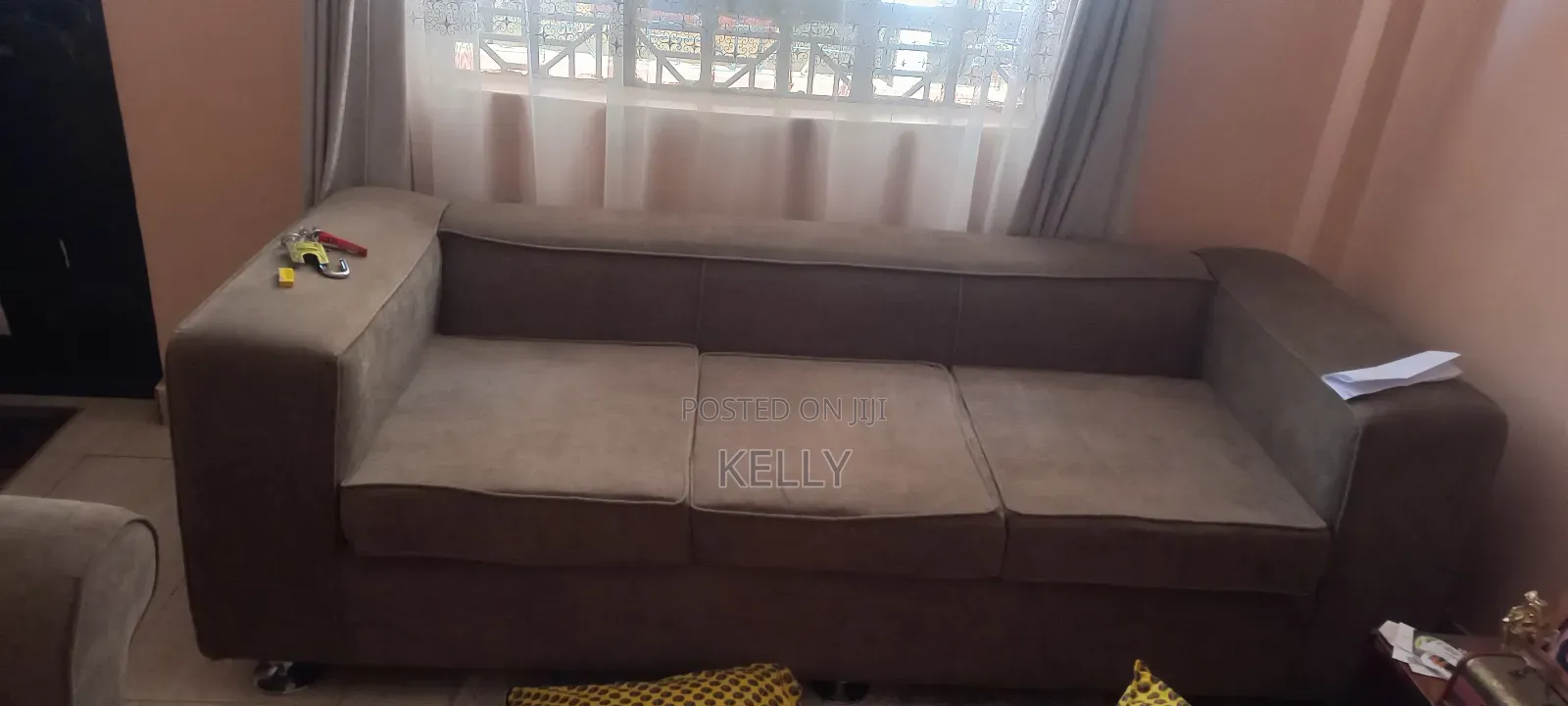Used Sofa Set
