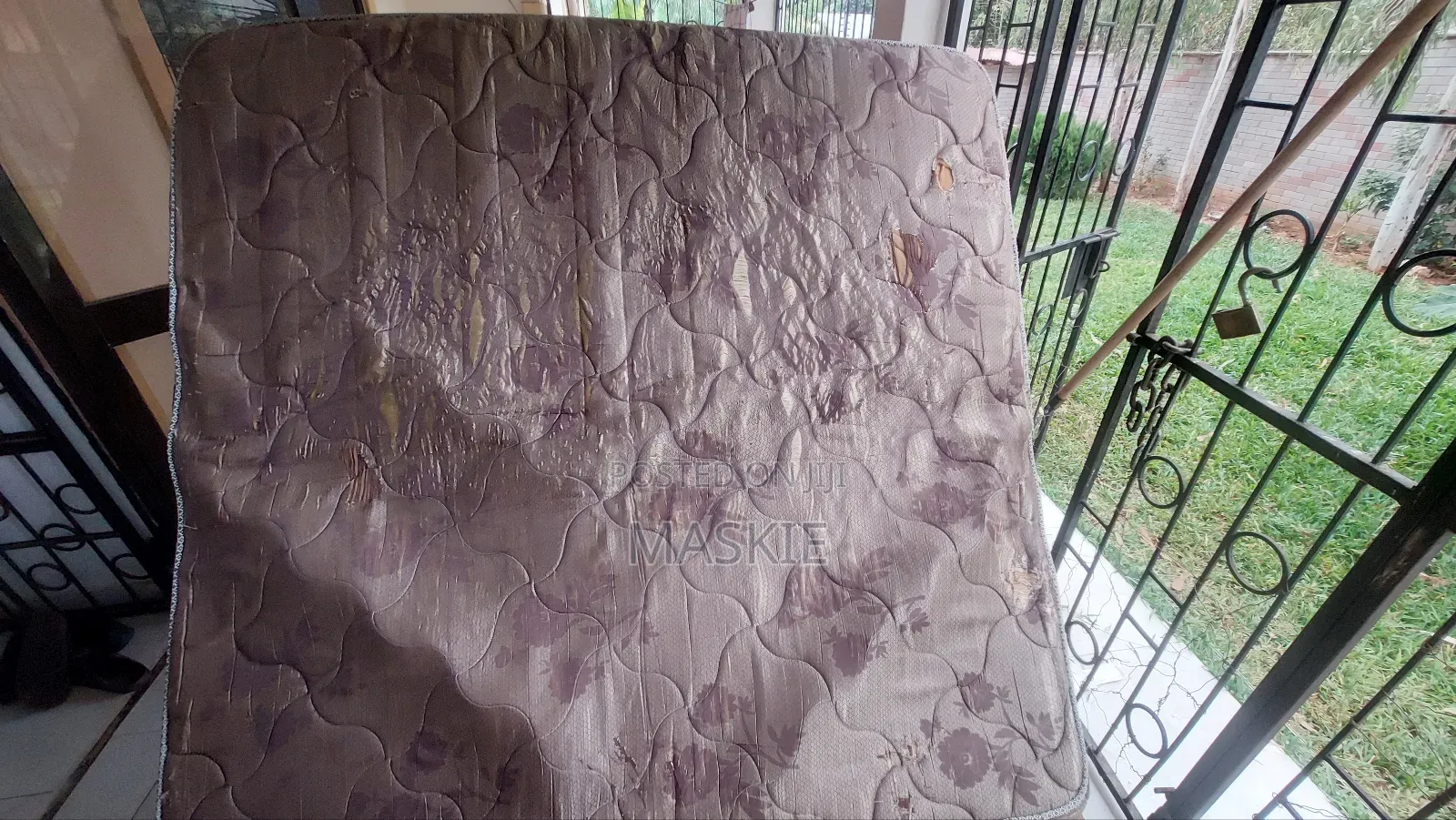 6 X 6, 10 Inch Vitafoam Mattress