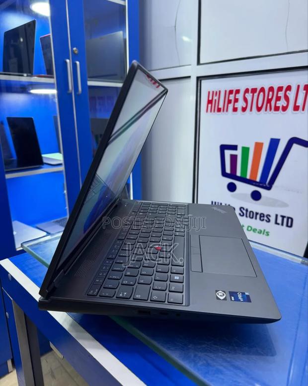 Laptop Lenovo ThinkPad P52s 32GB Intel Core i9 SSD 1T - thumbnail 2