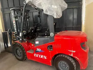 3 Ton Heli Forklift for Sale (Slightly Used)