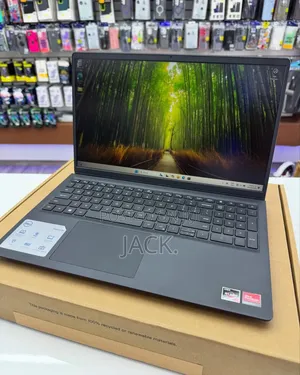 Laptop Dell Latitude 5330 16GB AMD Ryzen 7 SSD 512GB