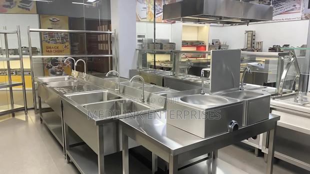 Stainless Steel Commercial Sinks