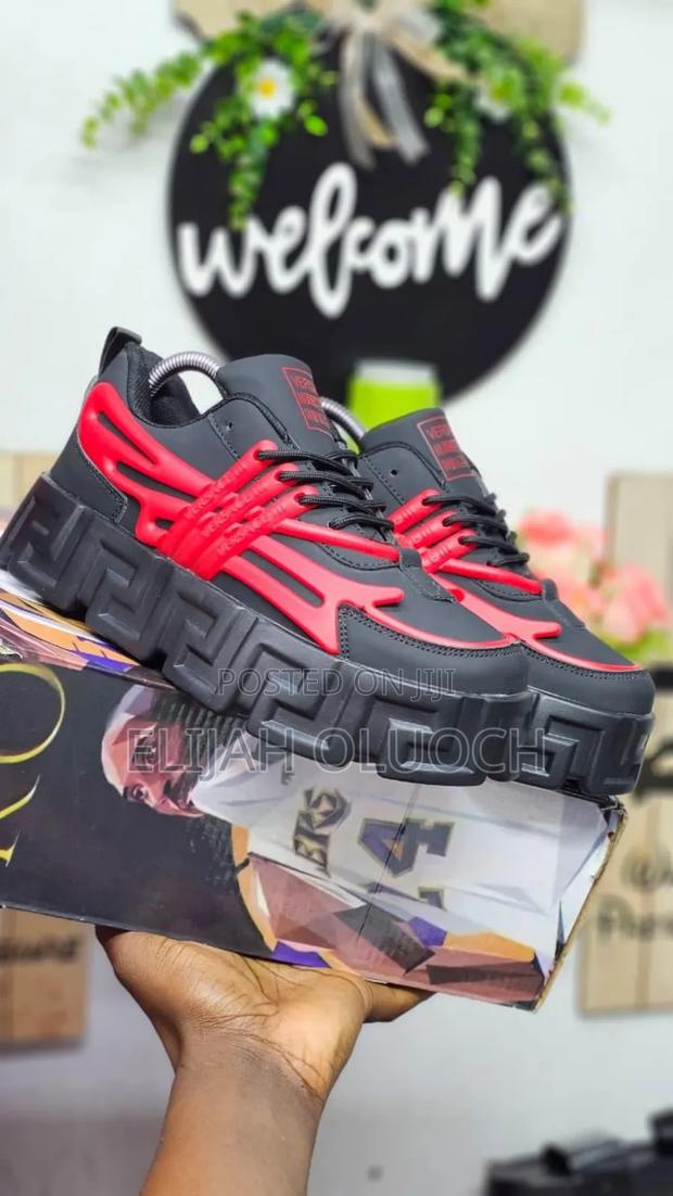 Versace Sneakers - thumbnail 6