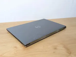 Laptop Dell Precision 5550 32GB Intel Core I7 SSD 512GB