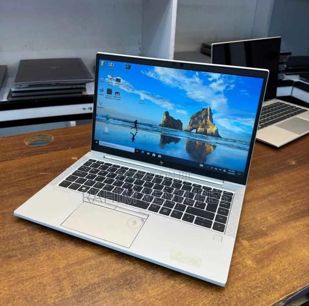 Laptop HP EliteBook 845 G8 8GB AMD Ryzen 5 SSD 256GB