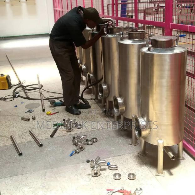 Ss 304 Milk Processing and Storage Tanks 50litres