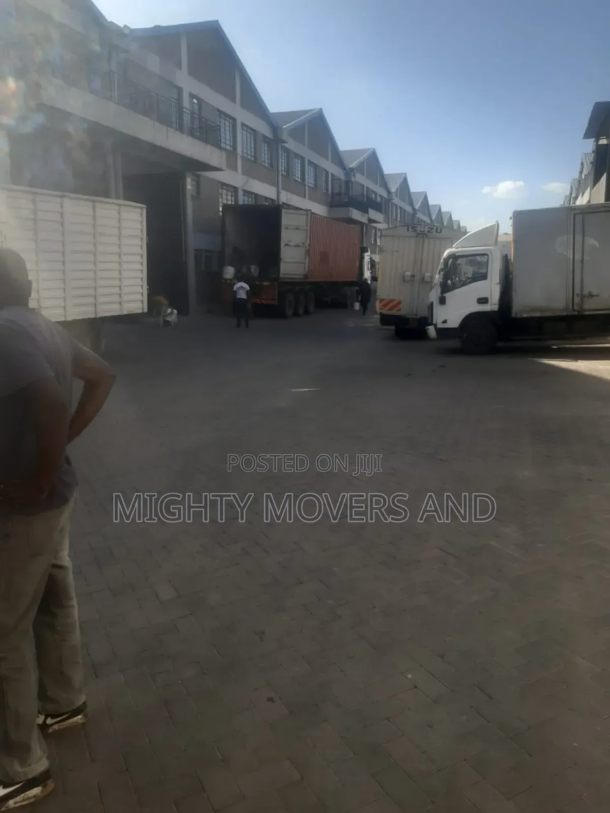 Trailers for Jobs and Load Delivery Are Readily Available