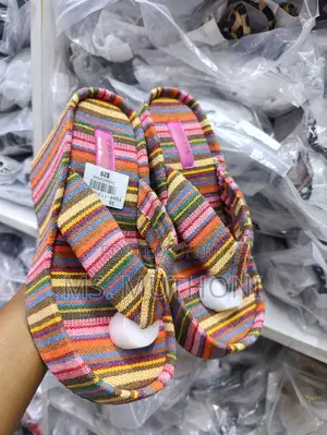 New Zara Tribal Slip on Wedges!! Size 37-41