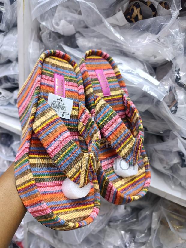 New Zara Tribal Slip on Wedges!! Size 37-41