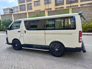 Toyota HiAce 2012 White