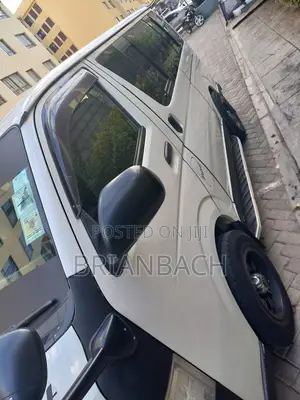 Toyota HiAce 2012 White