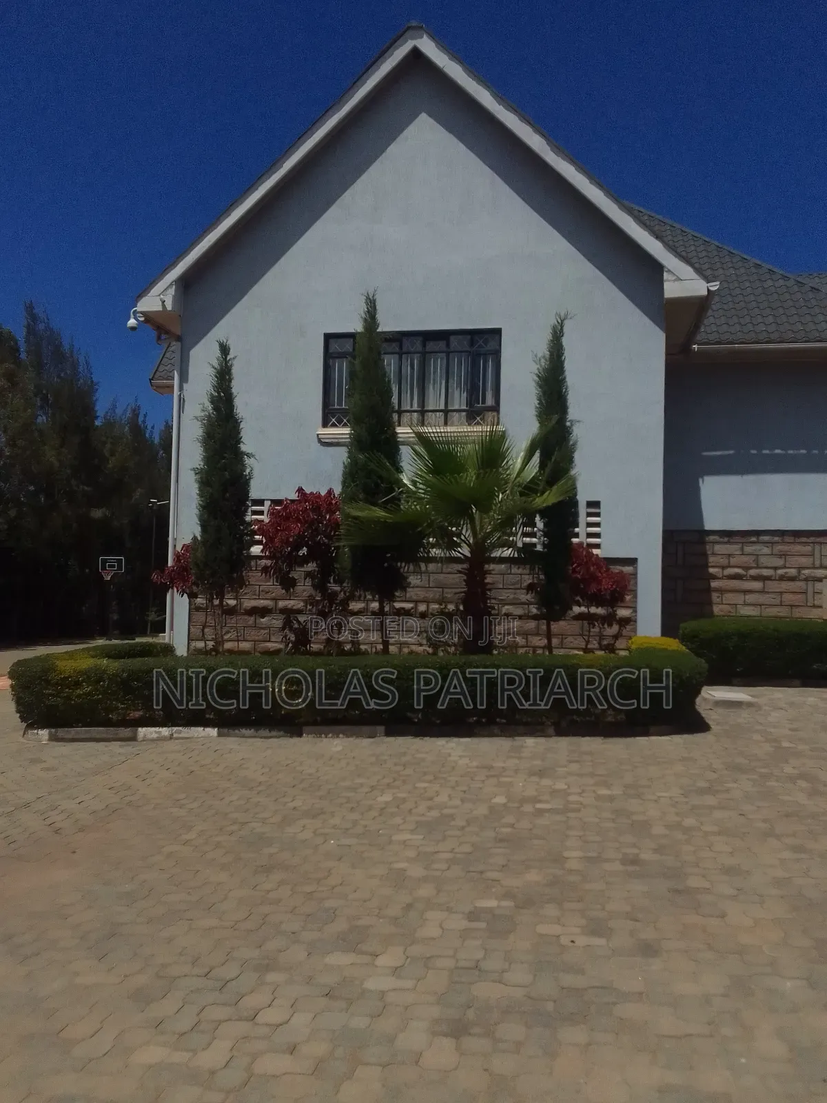 5bdrm Maisonette in Kyasila, Mua Hills for sale