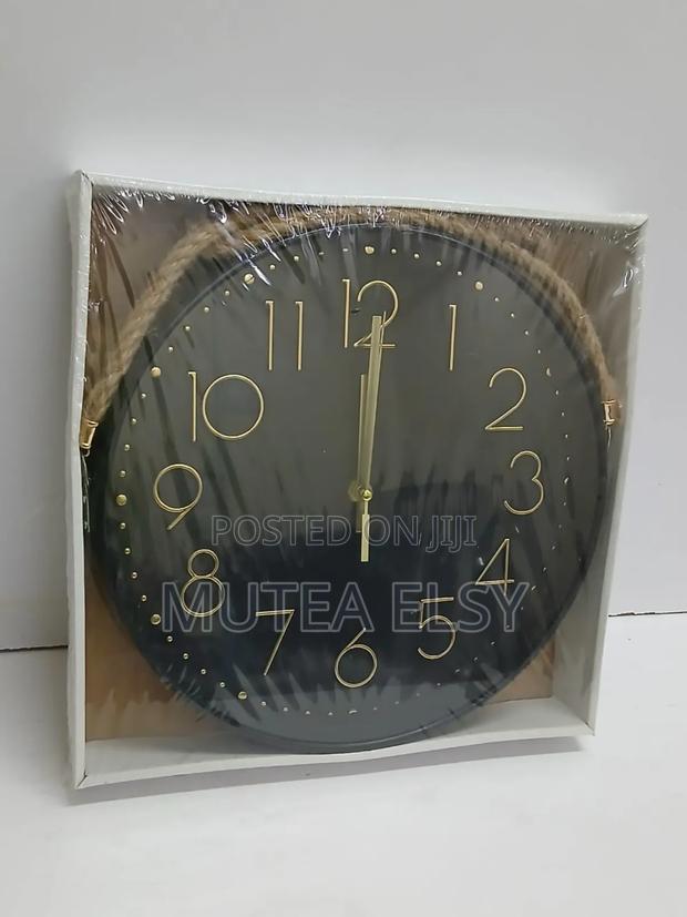 Black White Quartz Wall Clock - thumbnail 5