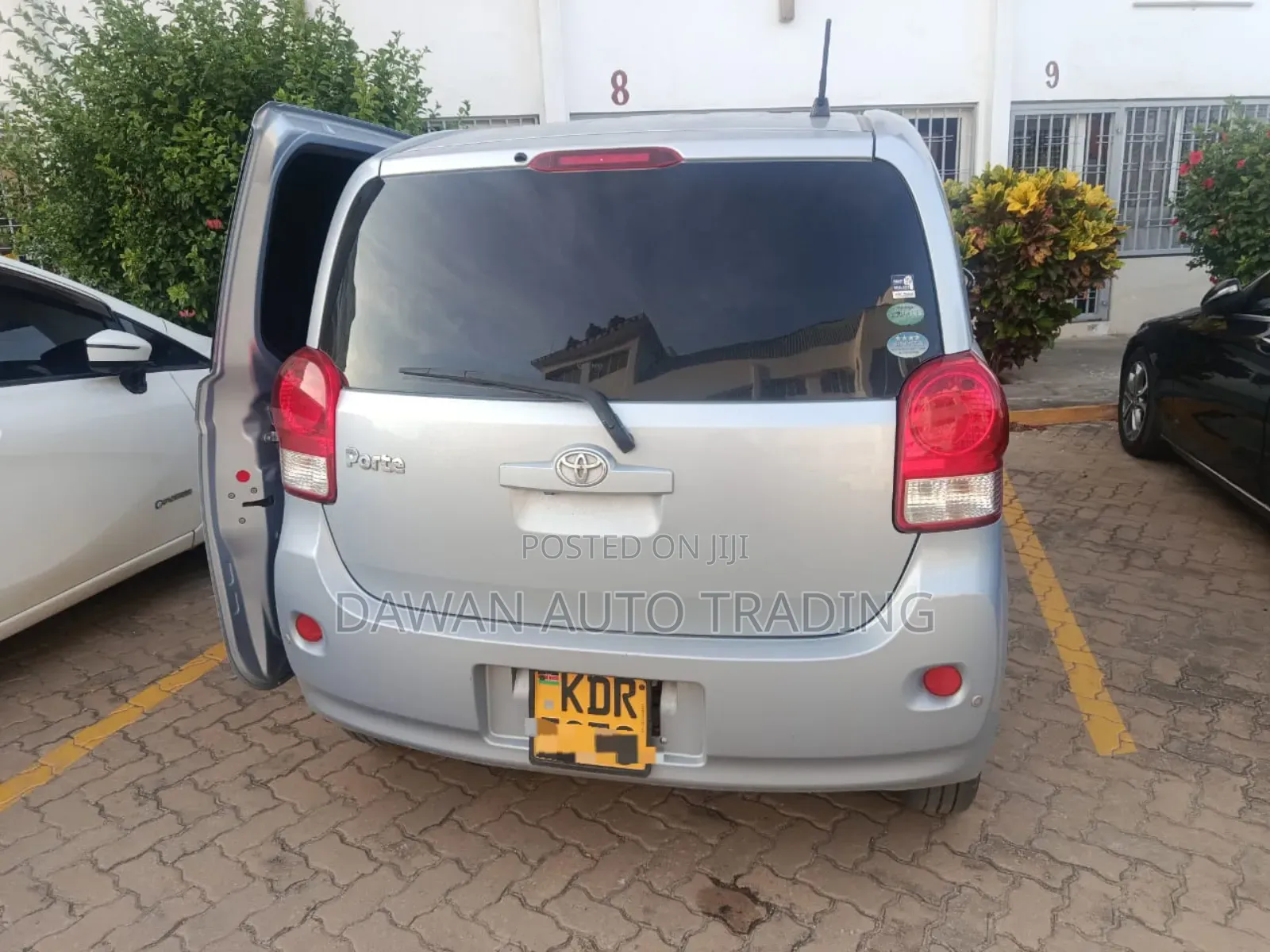 Toyota Porte 2016 Blue
