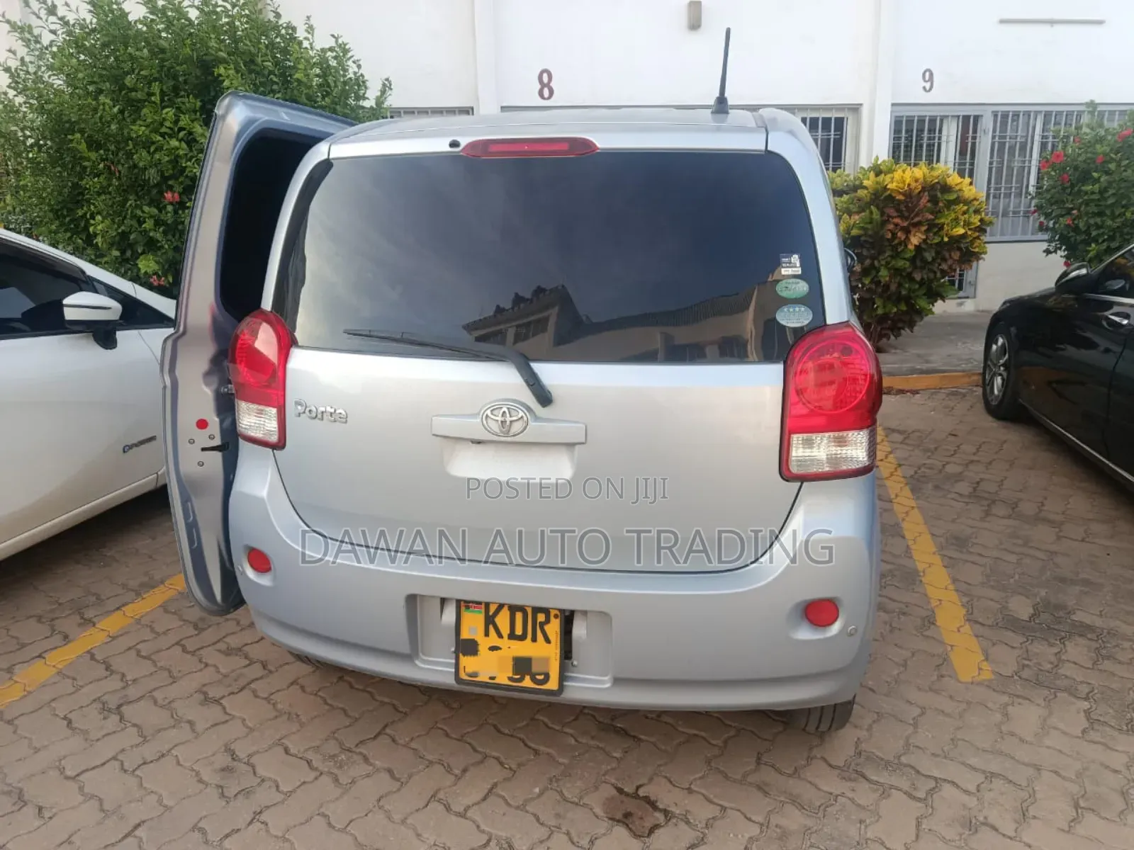 Toyota Porte 2016 Blue