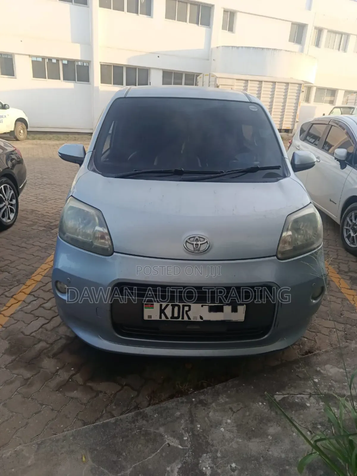 Toyota Porte 2016 Blue