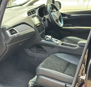 Honda Fit Shuttle 1.5 Hybrid 2WD 2018 Black