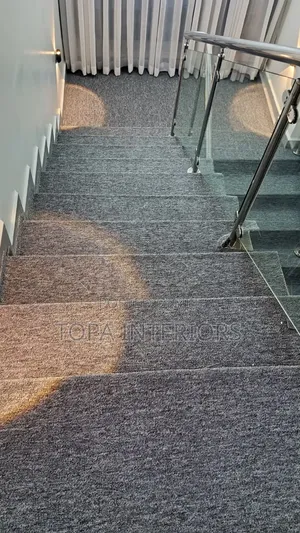 Staircase Safety Wall to Wall Floor Carpets to Minimise Slips