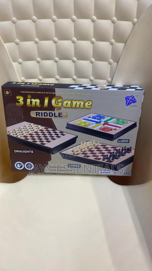 3-in-1 Chess , Draughts , Ludo Board Game