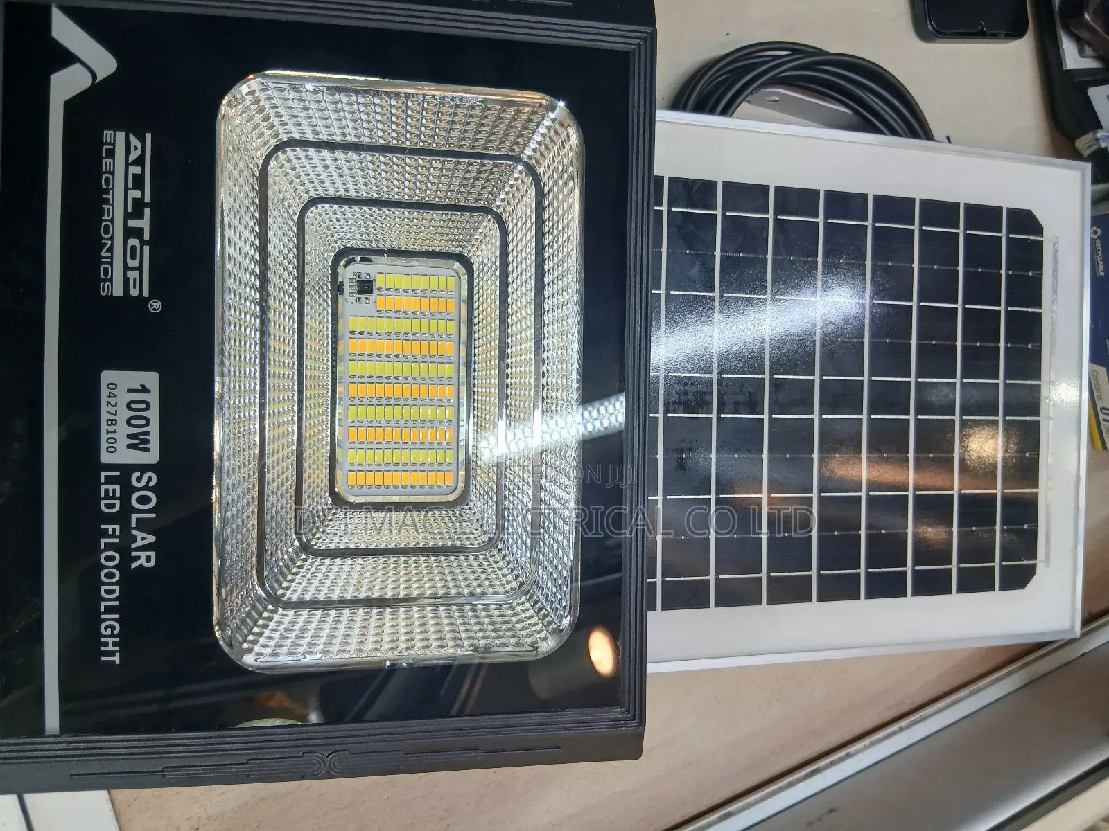 100watt Solar Flood Light