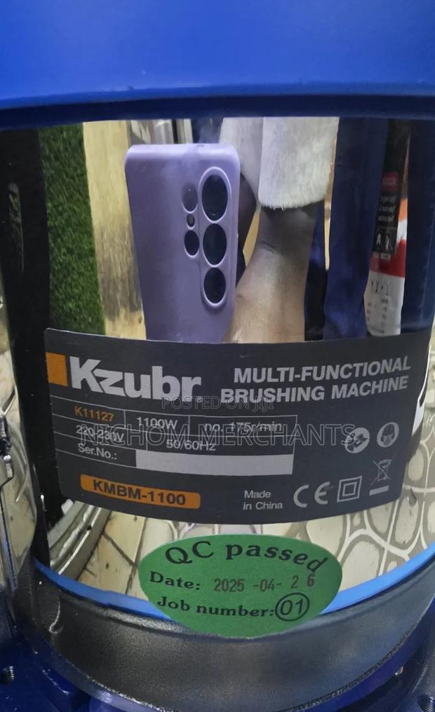 Kzubr Floor Scrubber/Floor Scrubbing Machine - thumbnail 2