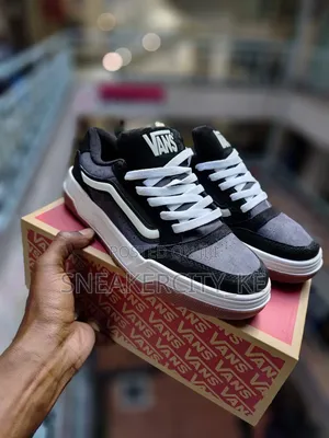 Vans Hylane