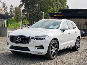 Volvo XC60 T5 Inscription AWD 2018 White