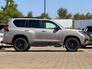 Toyota Land Cruiser Prado 2.8 2023