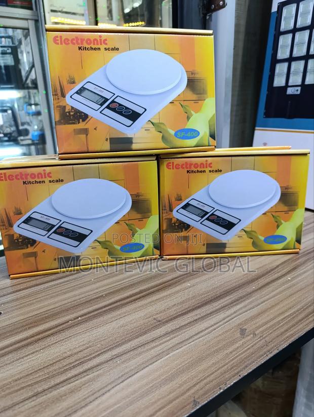 Kitchen Scales /Weighing Scales - main view