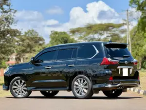 Lexus LX 570 AWD 2016