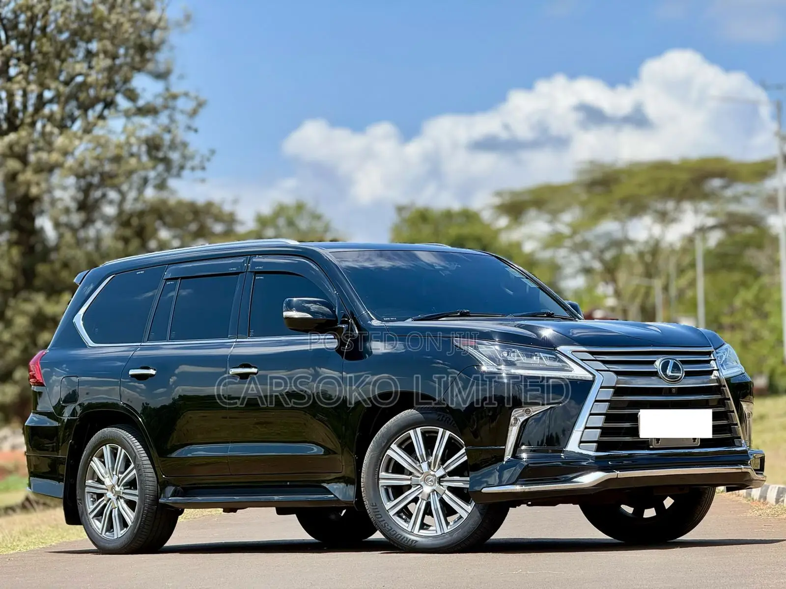 Lexus LX 570 AWD 2016