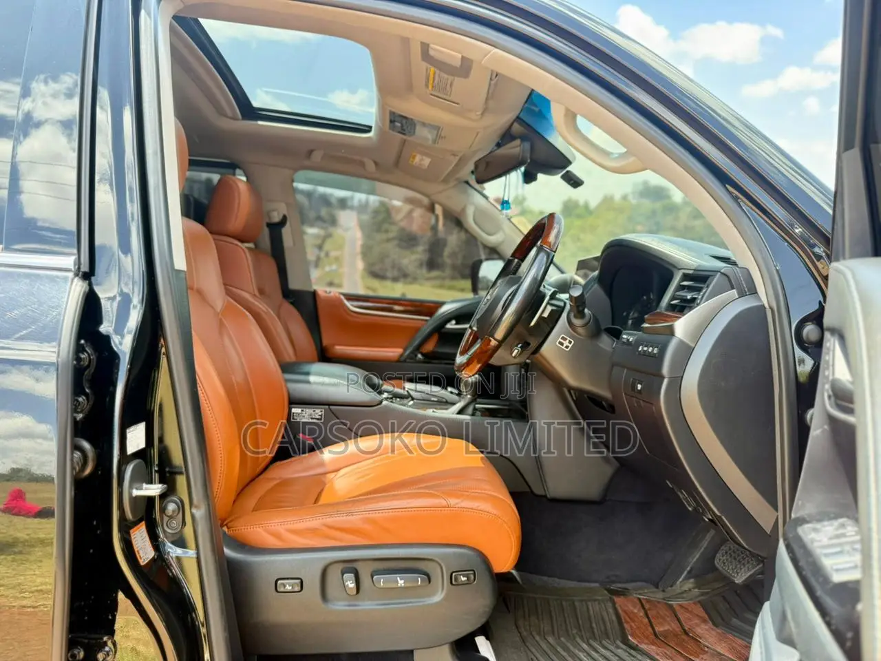 Lexus LX 570 AWD 2016