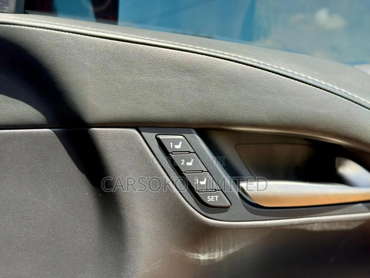 Lexus LX 570 AWD 2016