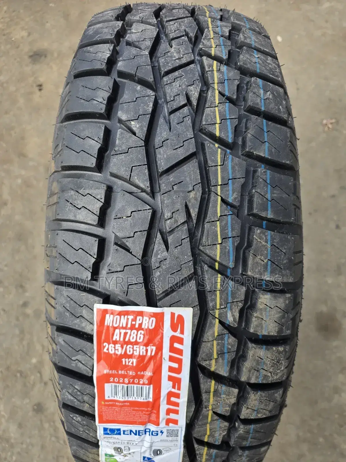 265 /65 R17 Sunfull Tyres (All Terrein)