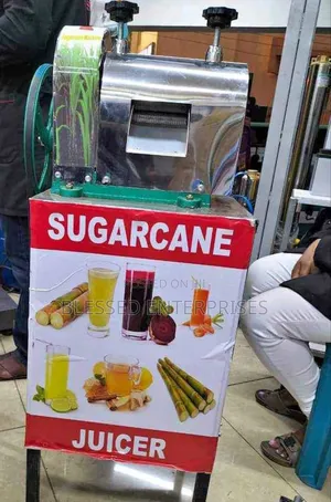 Proffered Sugarcane Machine/Sugarcane Juicer Machine