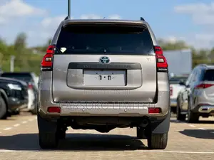 Toyota Land Cruiser Prado 2.7 2022