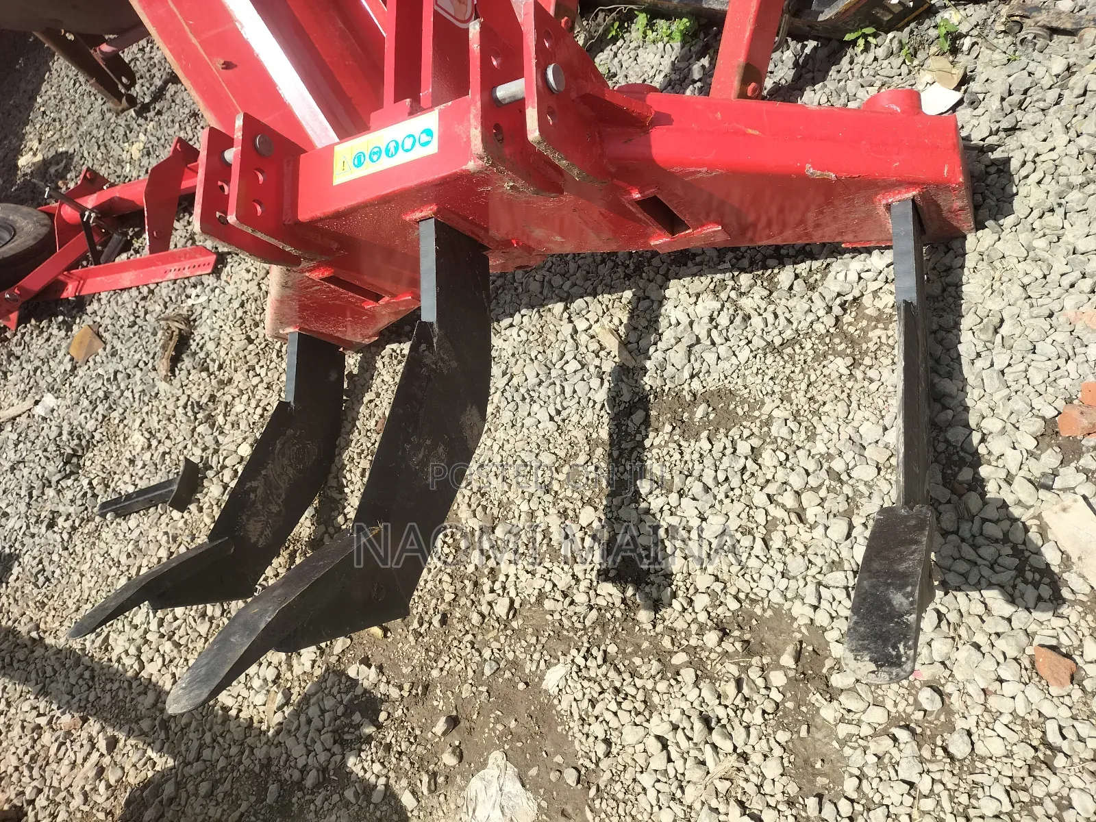 Adjustable Chisel Plough