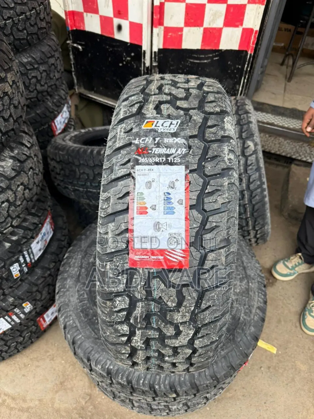 265/65r17 LCH a/T