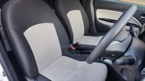 Mitsubishi Mirage ES 2018 Pearl