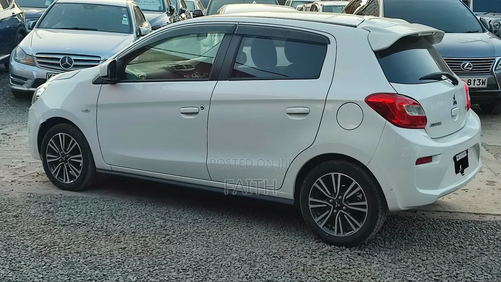 Mitsubishi Mirage ES 2018 Pearl
