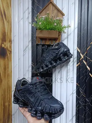 Nike Shoxs Tl All Black